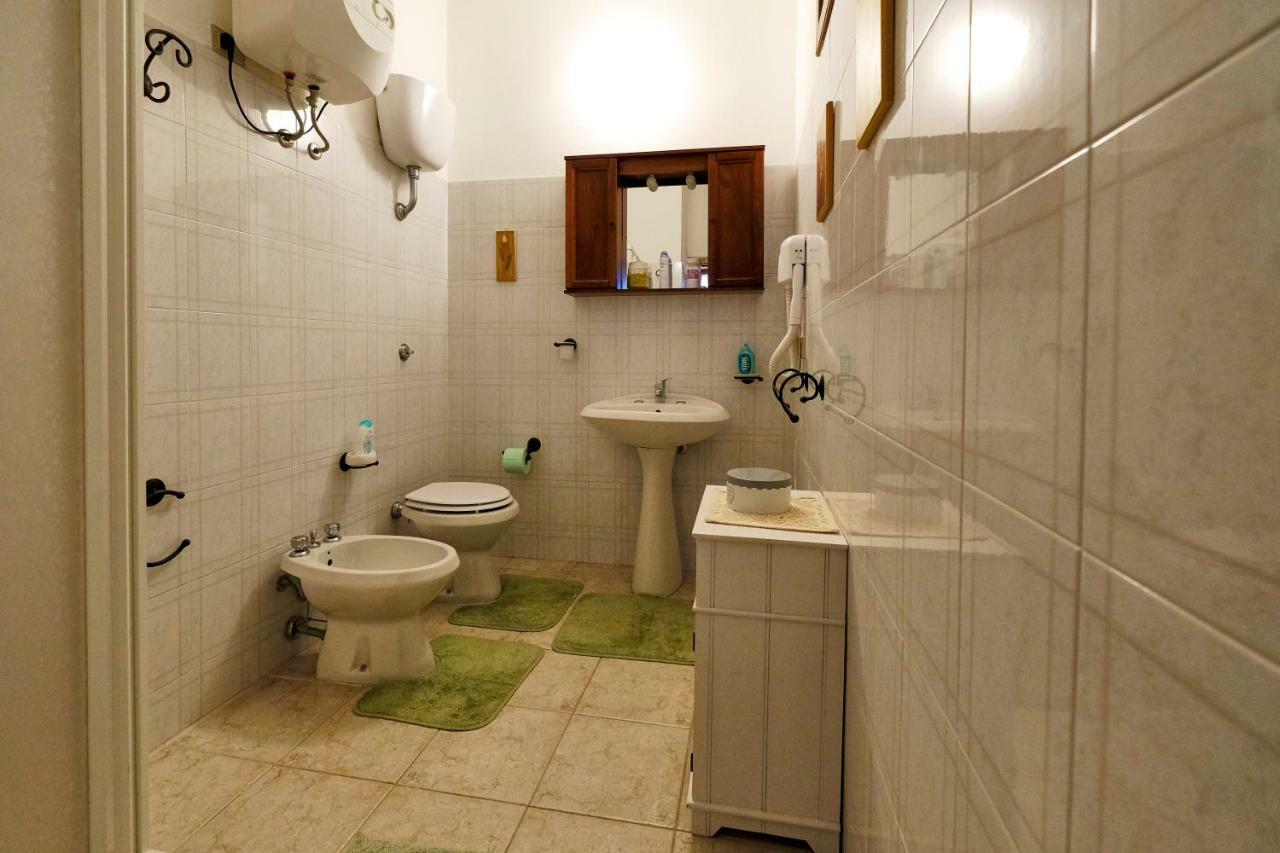 Bed & Breakfast L'Aquilino Iglesias Bagian luar foto