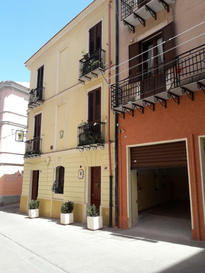 Bed & Breakfast L'Aquilino Iglesias Bagian luar foto